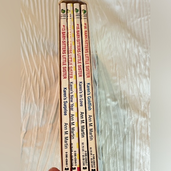 Babysitter: Little Sister Set # 13-16 scholastic with duster case - Picture 3 of 5